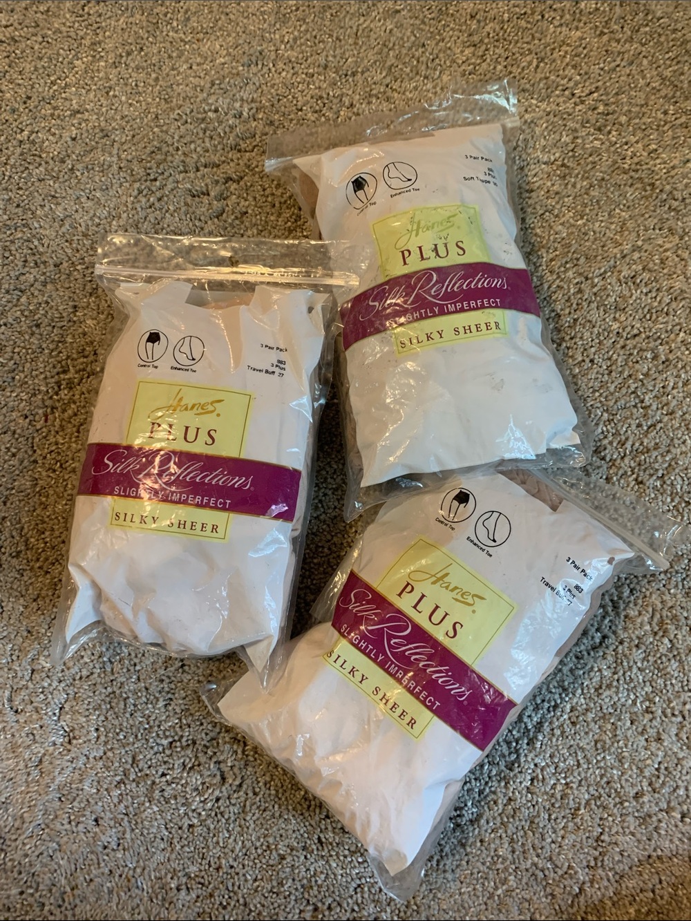 Hanes Plus Silk Reflections 3 Packs 9 Sheer control Panty hose Size 3 Plus NEW